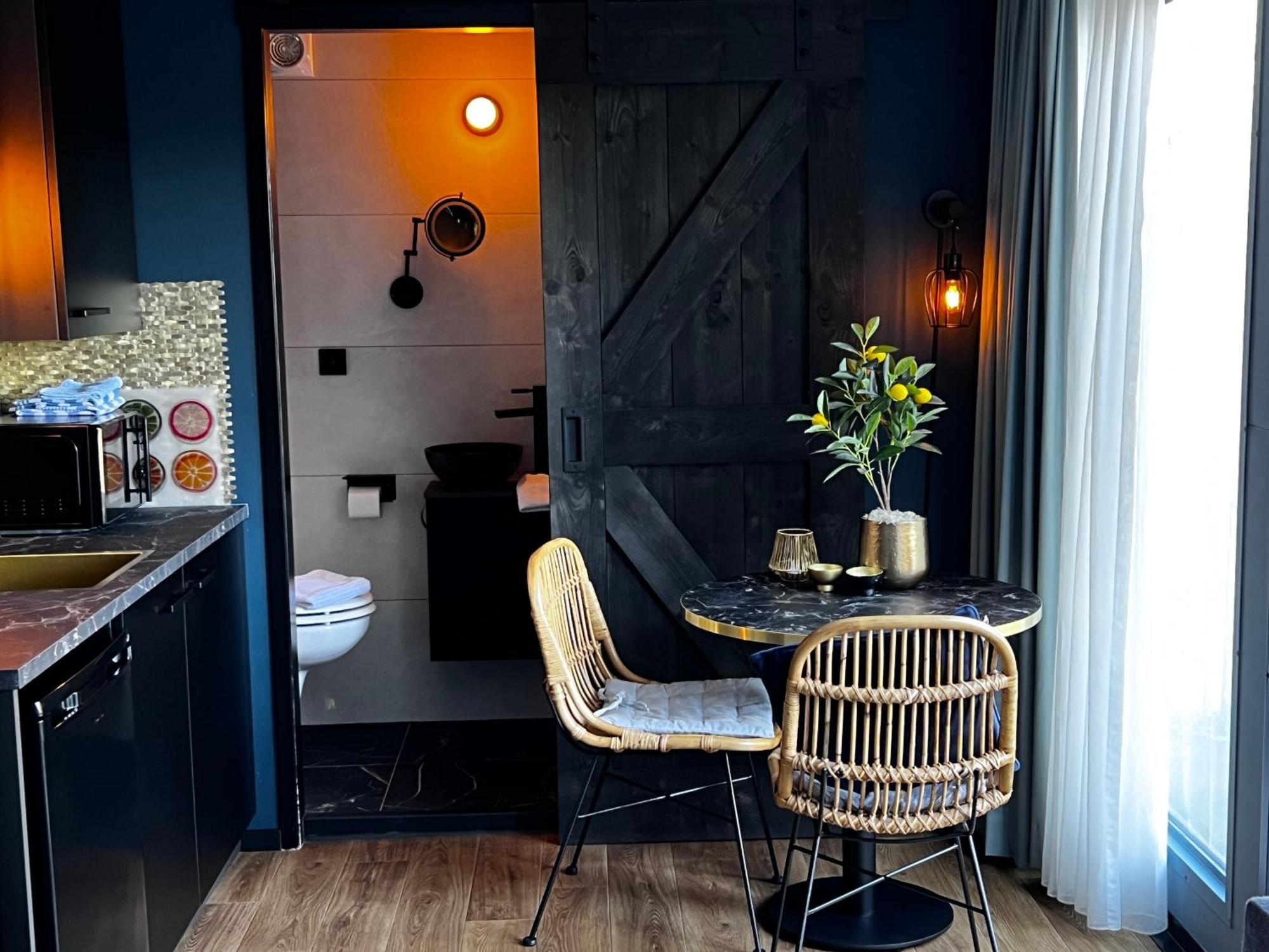B&B Prive Tiny House Bij Zee 斯泰伦丹 外观 照片