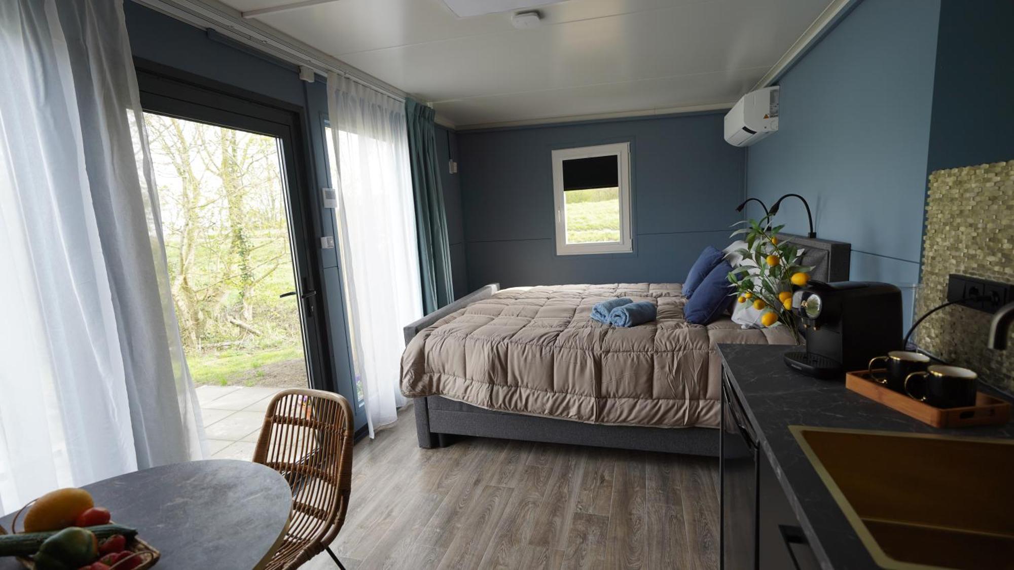 B&B Prive Tiny House Bij Zee 斯泰伦丹 外观 照片