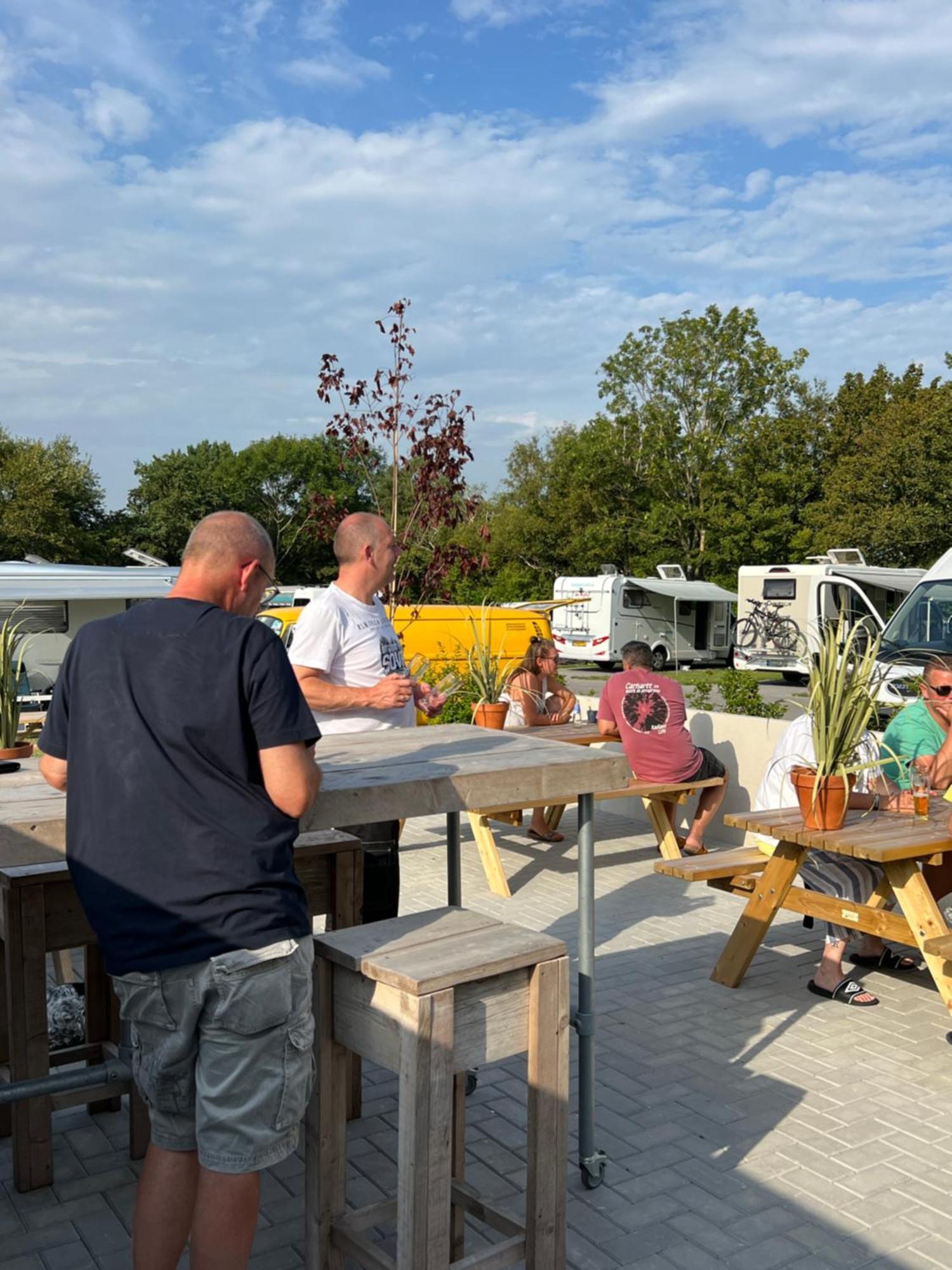 B&B Prive Tiny House Bij Zee 斯泰伦丹 外观 照片